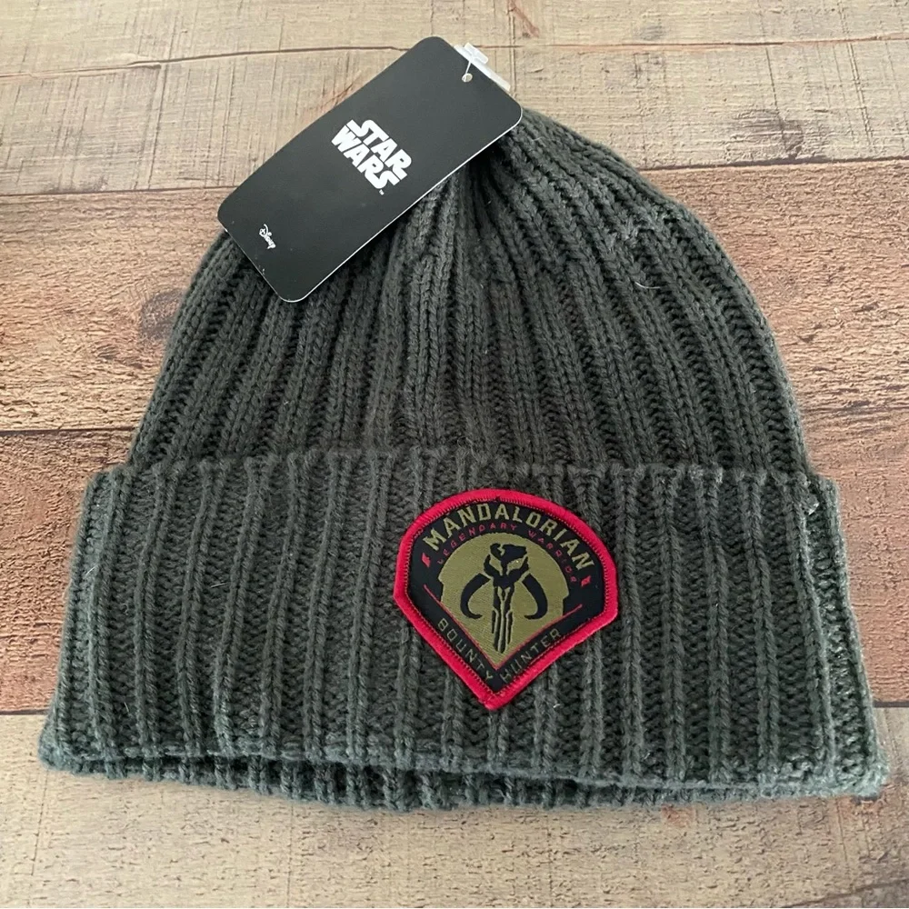 NWT Disney Star Wars Mandalorian Beanie - Picture 1 of 2